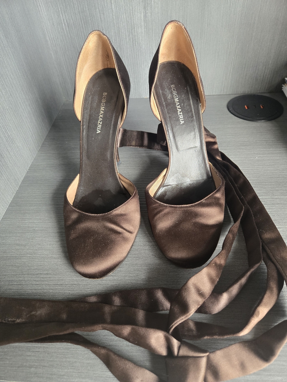 BCBGMAXAZRIA Brown Satin D'Orsay Tie-Heel Pumps